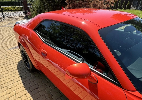 Dodge Challenger cena 249900 przebieg: 82000, rok produkcji 2020 z Ostrowiec Świętokrzyski małe 781